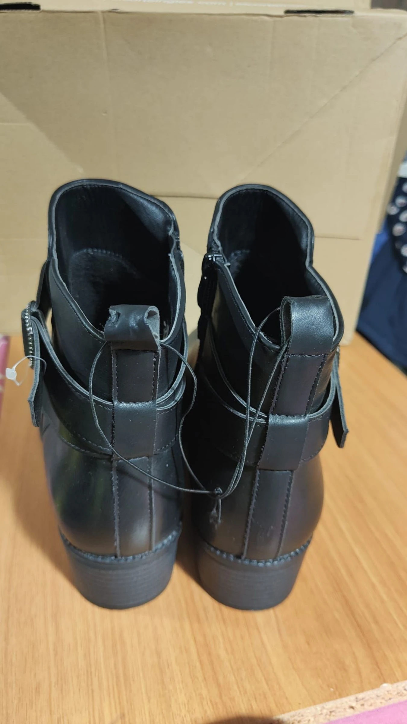 Botines planos cor preto tamanho 42 – photo 3